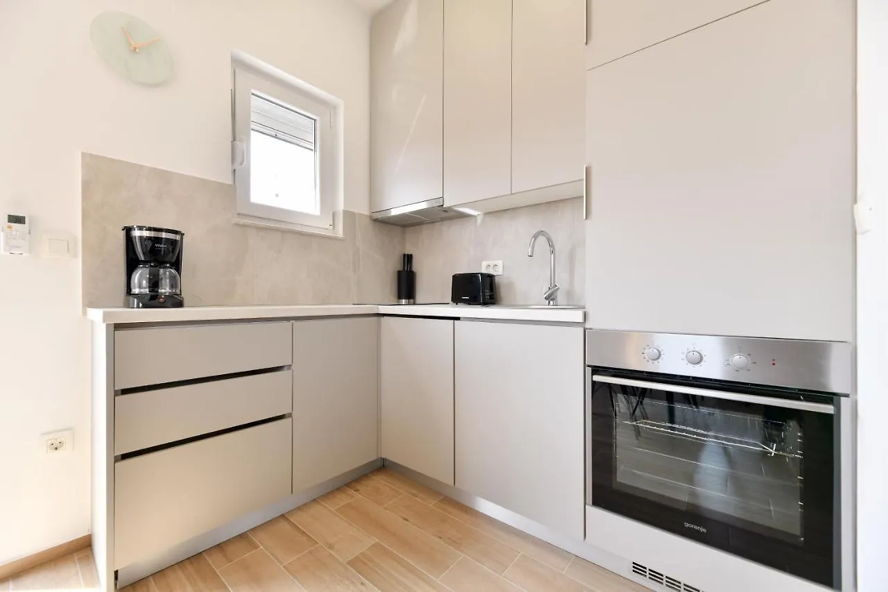 Modern Holiday Apartment 